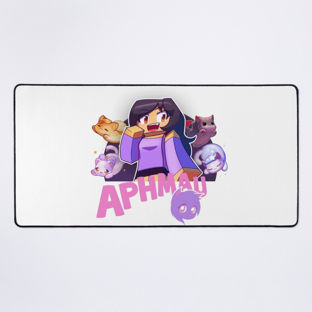 Cute Aphmau With Pets Mouse Pad